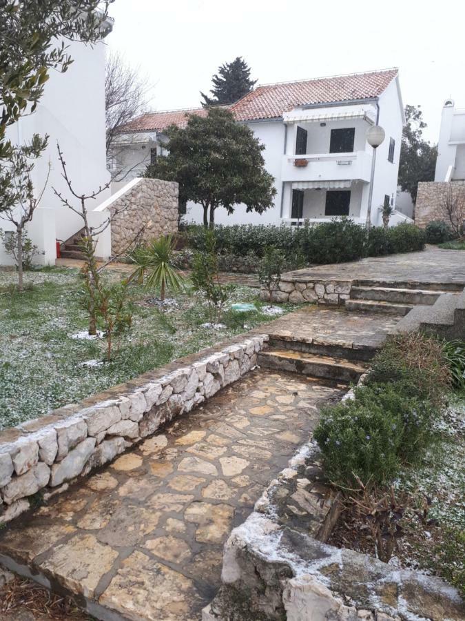 Villa Iris شيبينيك المظهر الخارجي الصورة