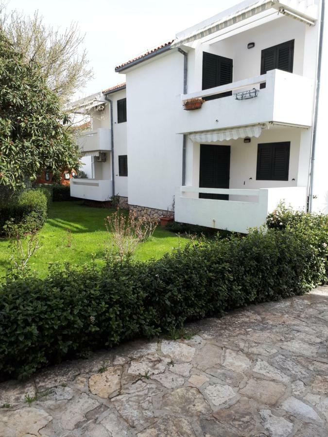 Villa Iris شيبينيك المظهر الخارجي الصورة