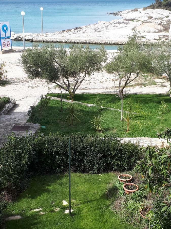 Villa Iris شيبينيك المظهر الخارجي الصورة