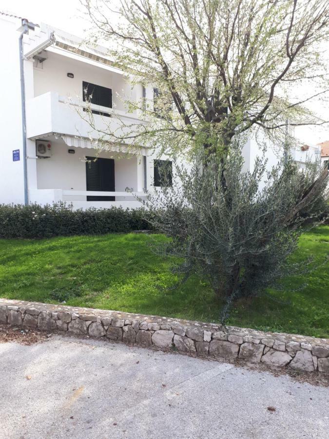 Villa Iris شيبينيك المظهر الخارجي الصورة